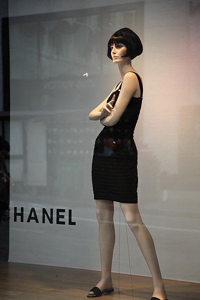 Pequeño vestido negro Chanel