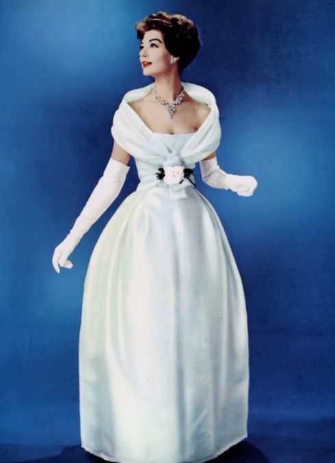 Cristiam Dior traje vintage años 50